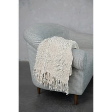 Load image into Gallery viewer, Cable Knit Throw Blanket With Fringe