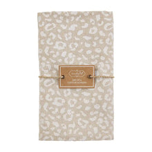 Load image into Gallery viewer, Animal Print Napkin Set - 2 Styles
