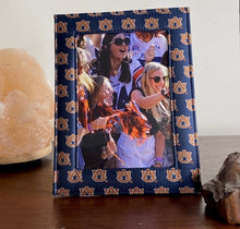 Load image into Gallery viewer, Collegiate Woven Silk 5 x 7 Frame
